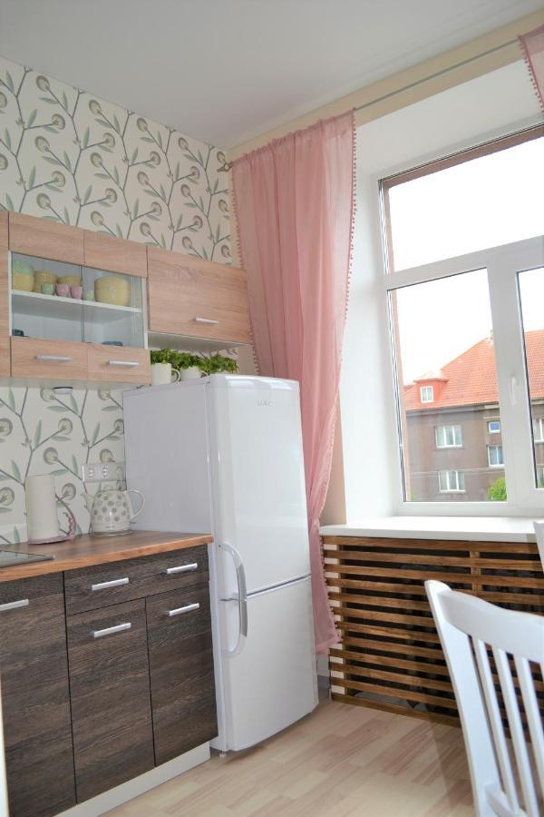 Vee 4 City Center Apartment Pärnu Exteriör bild